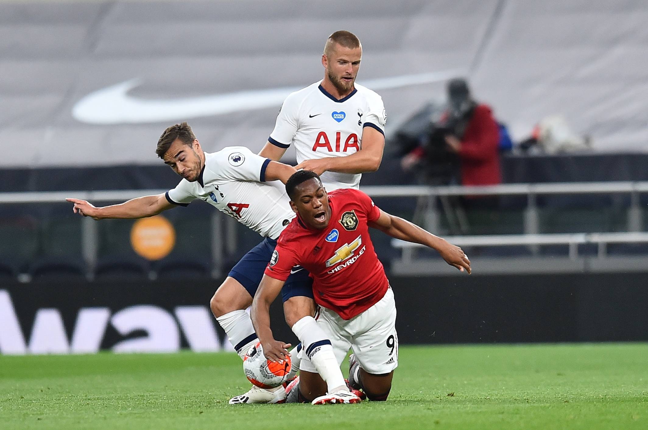 本赛季阿根廷球员欧冠参与进球榜：阿尔瓦雷斯6粒居首（本季欧冠阿根廷球员参与进球榜：阿尔瓦雷斯以6球领跑）